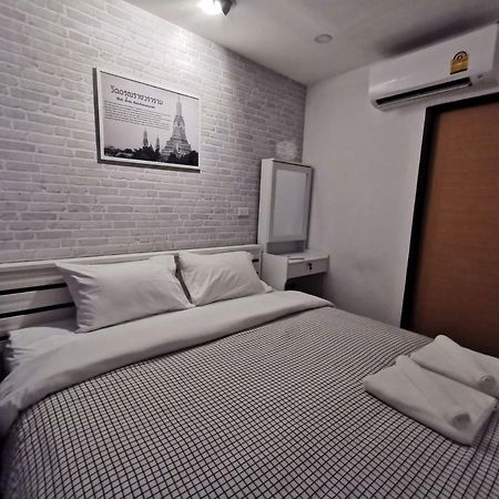 White House Hostel Bangkok Dış mekan fotoğraf